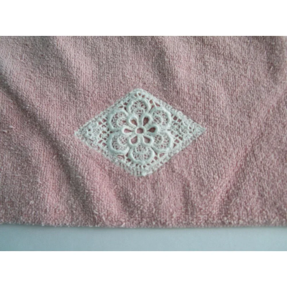 Vintage Five Pc Bathworks Pink Towel Lace Accents GUC USA Made